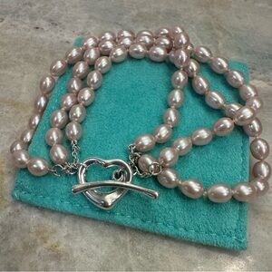 Tiffany & Co. Peretti Multi strand Pink Pearl Open Heart SS toggle bracelet